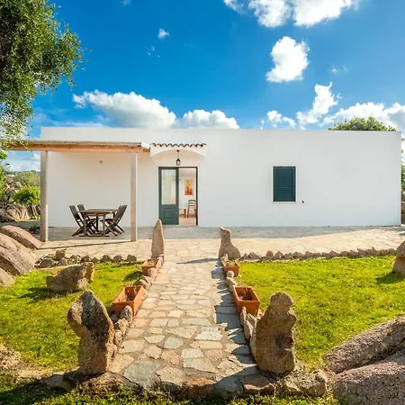 Cozy House In Cannigione Arzachena Exterior photo